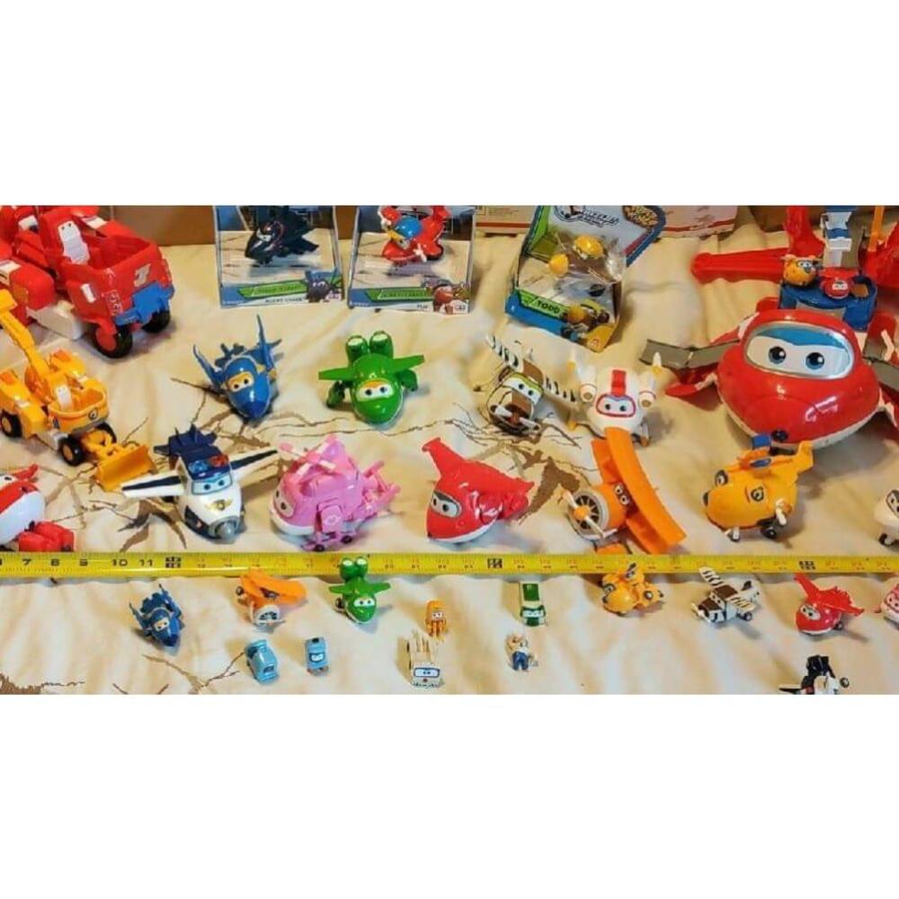 Super wings lot